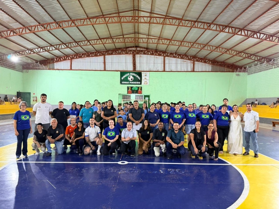 Nova Ubirat&atilde; inicia seletivas municipais 2026 com participa&ccedil;&atilde;o de alunos e autoridades