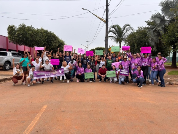 Primeira Caminhada em Luta Contra o Feminic&iacute;dio mobiliza comunidade em Nova Ubirat&atilde;