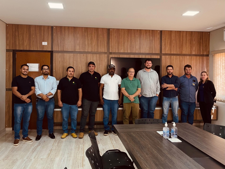 Autoridades Municipais se reúnem com a Cooperativa de Transporte de Nova Ubiratã 