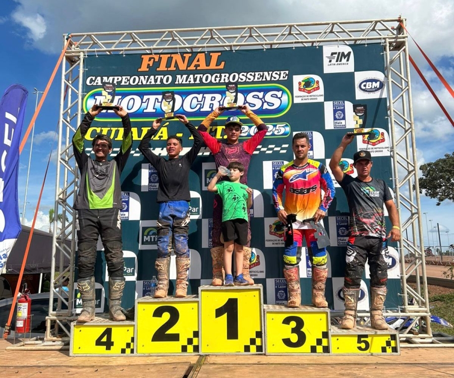 Piloto de motocross de Nova Ubirat&atilde; consagra-se campe&atilde;o estadual na categoria MX2JR