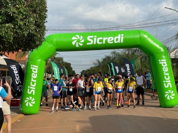 Primeira Corrida e Caminhada da Família é realizada em Nova Ubiratã