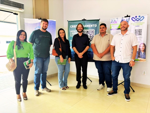 Autoridades de Nova Ubirat&atilde; participaram de uma reuni&atilde;o sobre o Programa de Credenciamento em Nova Mutum