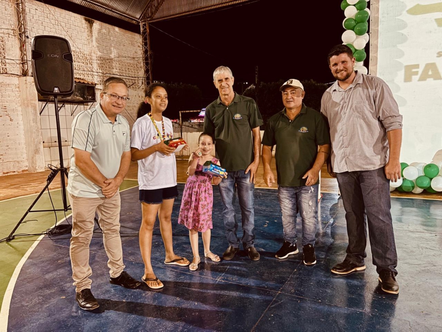 Senar, Prefeitura Municipal e Sindicato Rural promovem noite de cinema com o Cine Senar