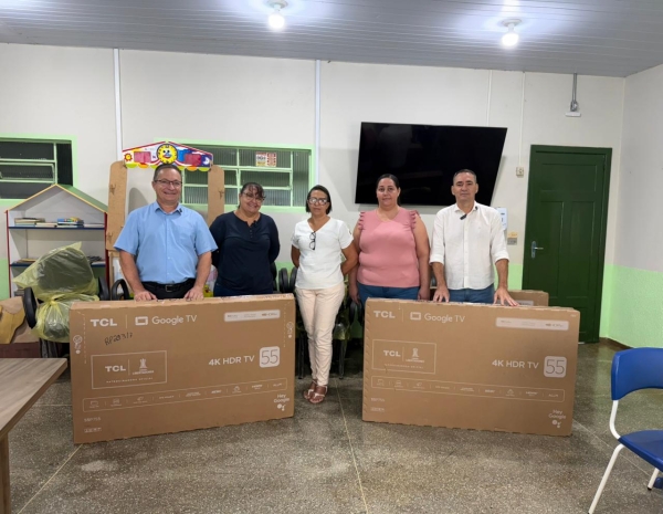 Educa&ccedil;&atilde;o Municipal recebe novos equipamentos em Nova Ubirat&atilde;