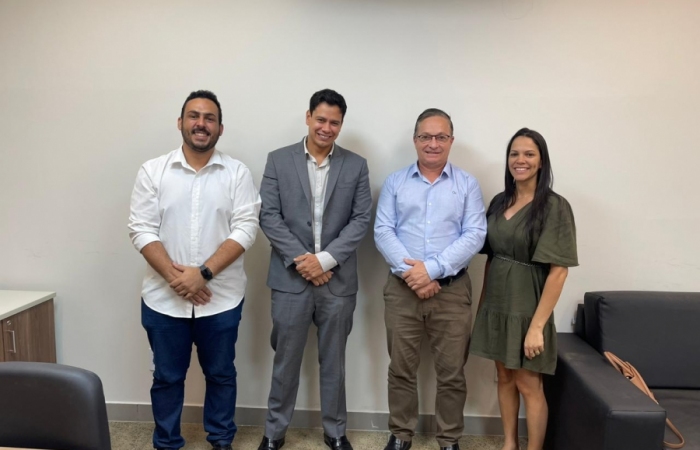 Prefeito e Secretários Municipais se reúnem com Procurador da Vice-Governadoria de Mato Grosso
