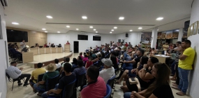 Prefeitura Municipal realiza Audiência Pública para tratar de assuntos acerca da documentação final da Regularização Fundiária Urbana do núcleo Novo Horizonte  